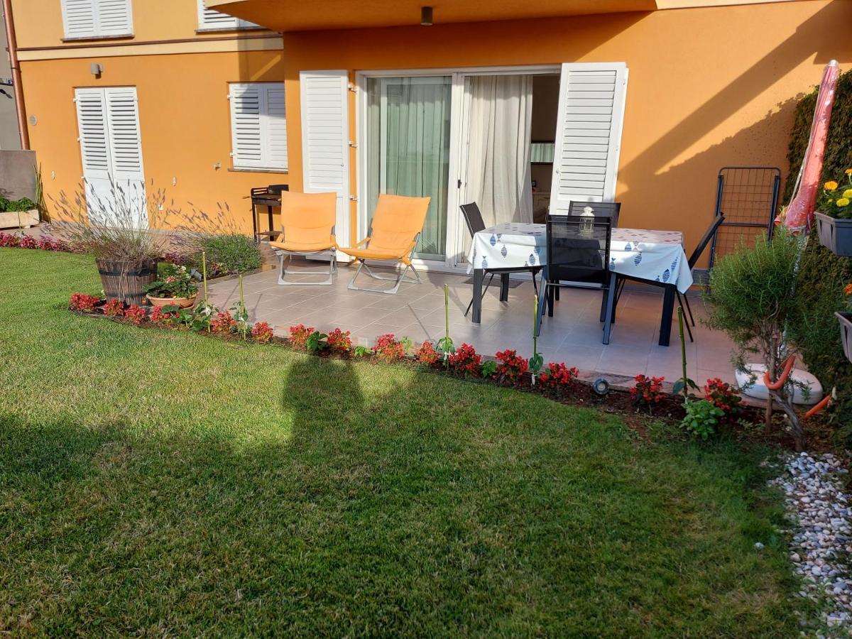 Apartment Lorenzo Pomer Luaran gambar