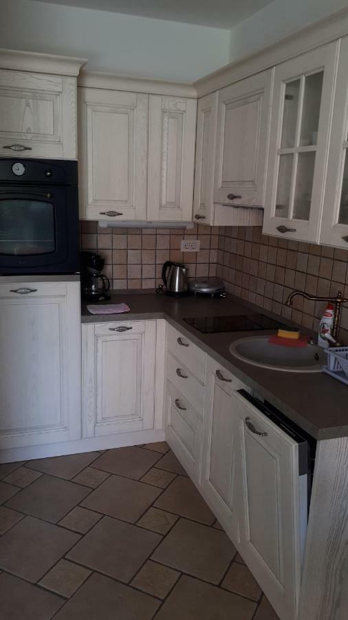Apartment Lorenzo Pomer Luaran gambar